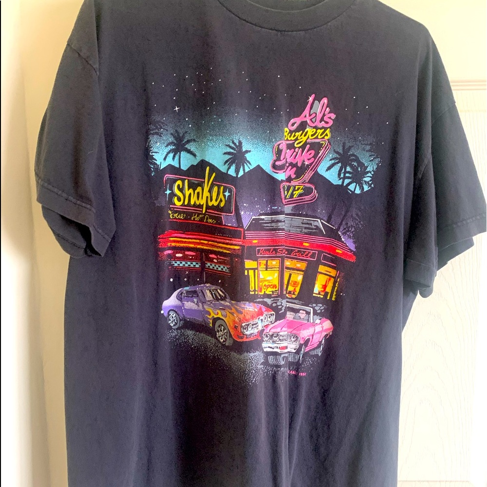 RARE BRANDY MELVILLE ALS BURGERS OVERSIZED TEE
